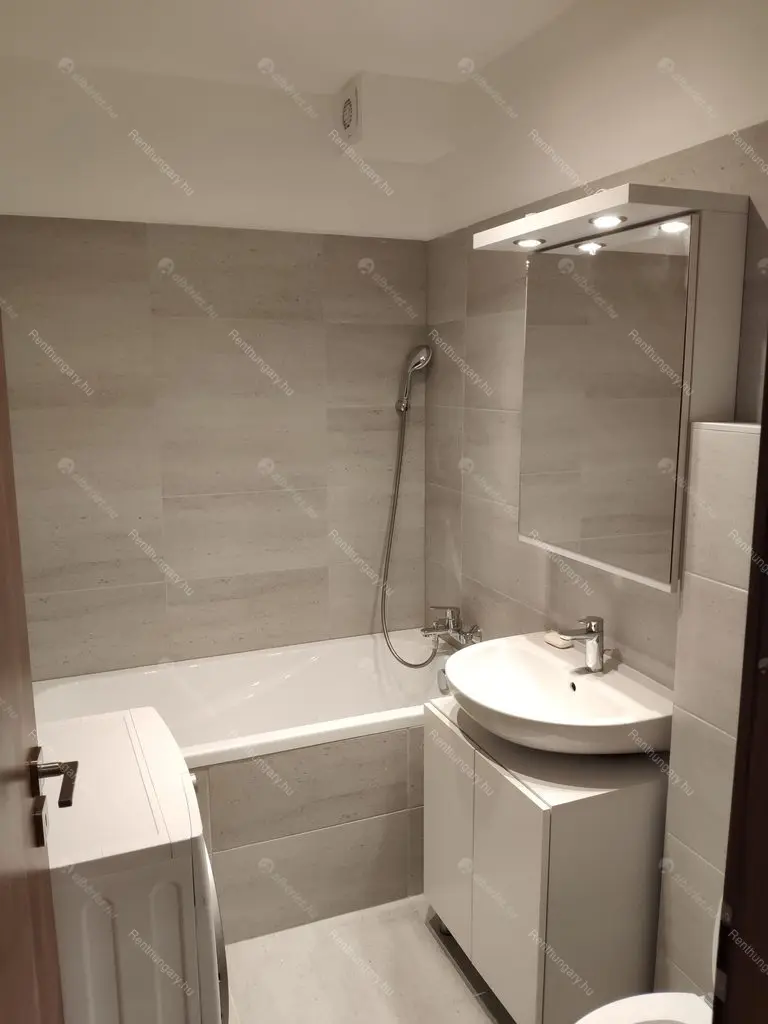 Kiadó albérlet 250000 Ft/hó áron: Budapest, XIII. kerület  Kartács utca. Mérete: 41 nm, 1 szobás | Alberlet.hu - 6706428