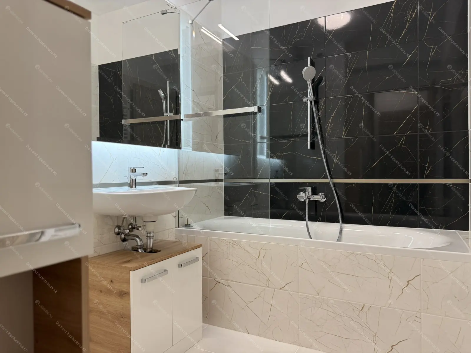 Kiadó albérlet 255000 Ft/hó áron: Budapest, XIII. kerület  Kassák Lajos utca. Mérete: 38 nm, 1 szobás | Alberlet.hu - 6651699