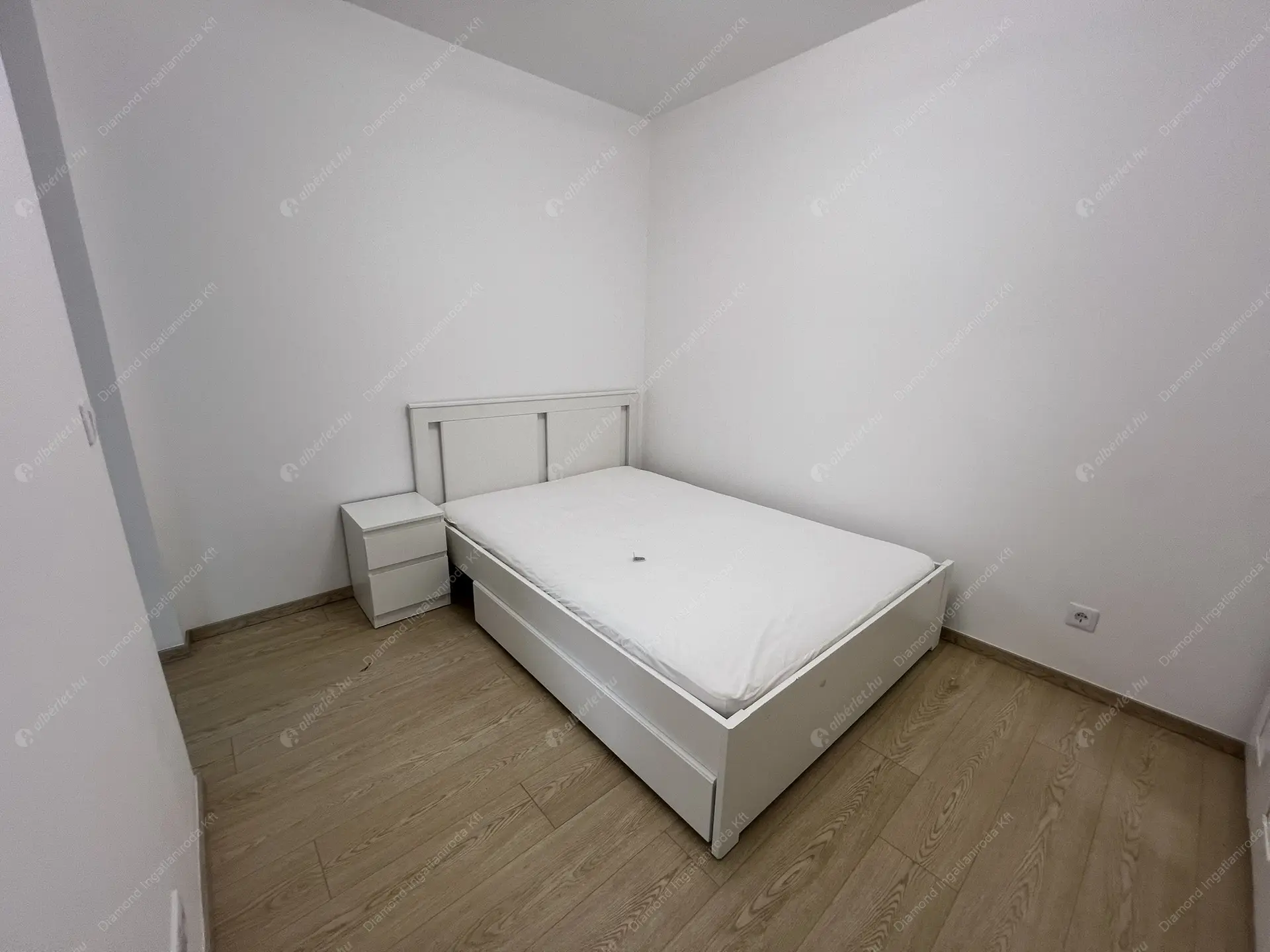 Kiadó albérlet 291000 Ft/hó áron: Budapest, XIII. kerület  Kassák Lajos utca. Mérete: 38 nm, 1 szobás | Alberlet.hu - 6443059