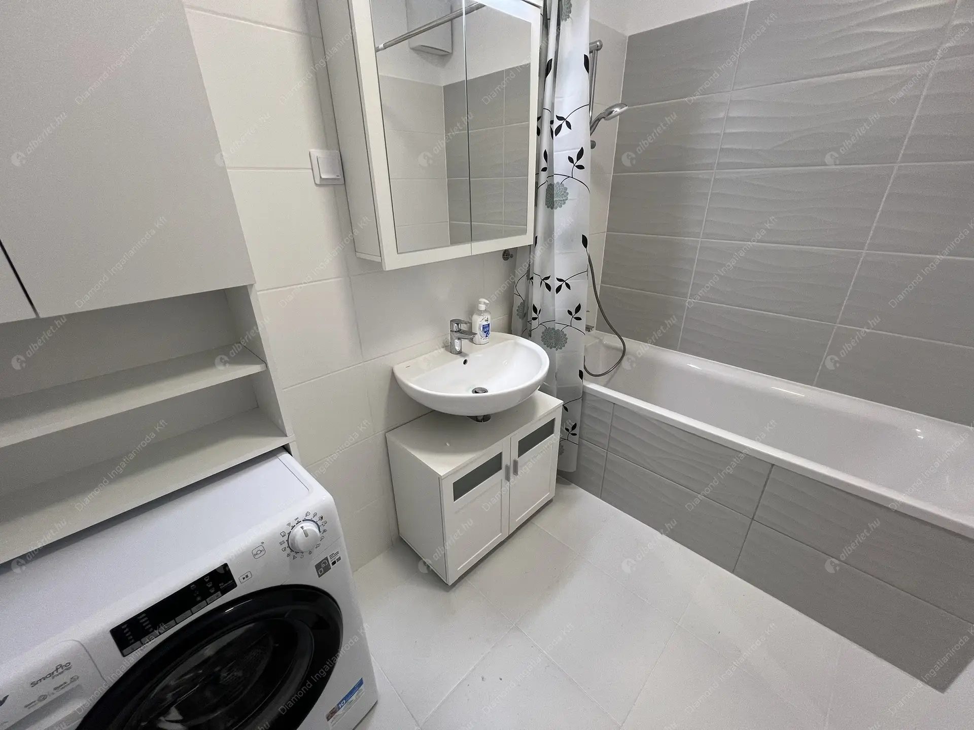 Kiadó albérlet 291000 Ft/hó áron: Budapest, XIII. kerület  Kassák Lajos utca. Mérete: 38 nm, 1 szobás | Alberlet.hu - 6443060