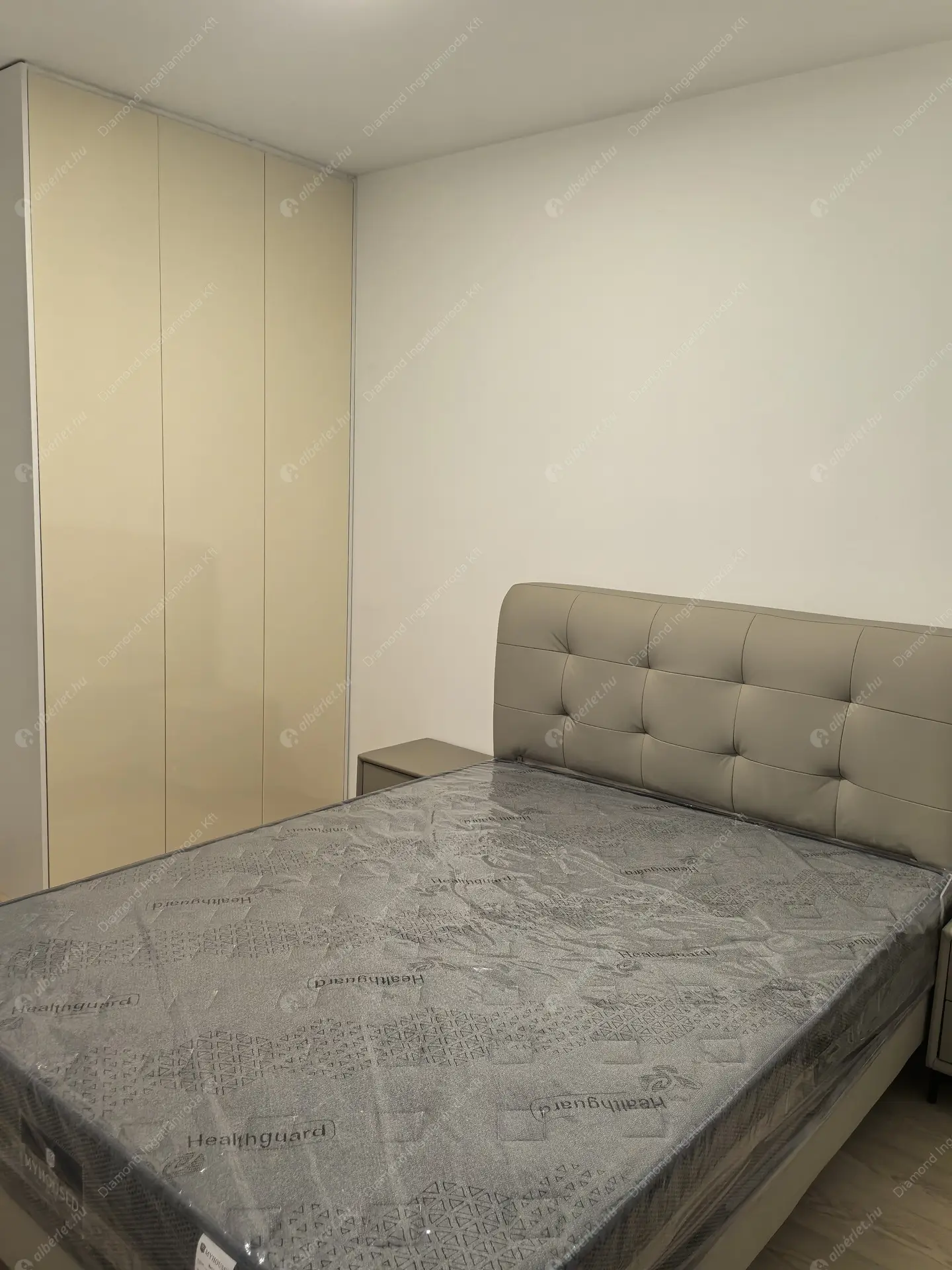 Kiadó albérlet 291000 Ft/hó áron: Budapest, XIII. kerület  Kassák Lajos utca. Mérete: 40 nm, 1 szobás | Alberlet.hu - 6443065