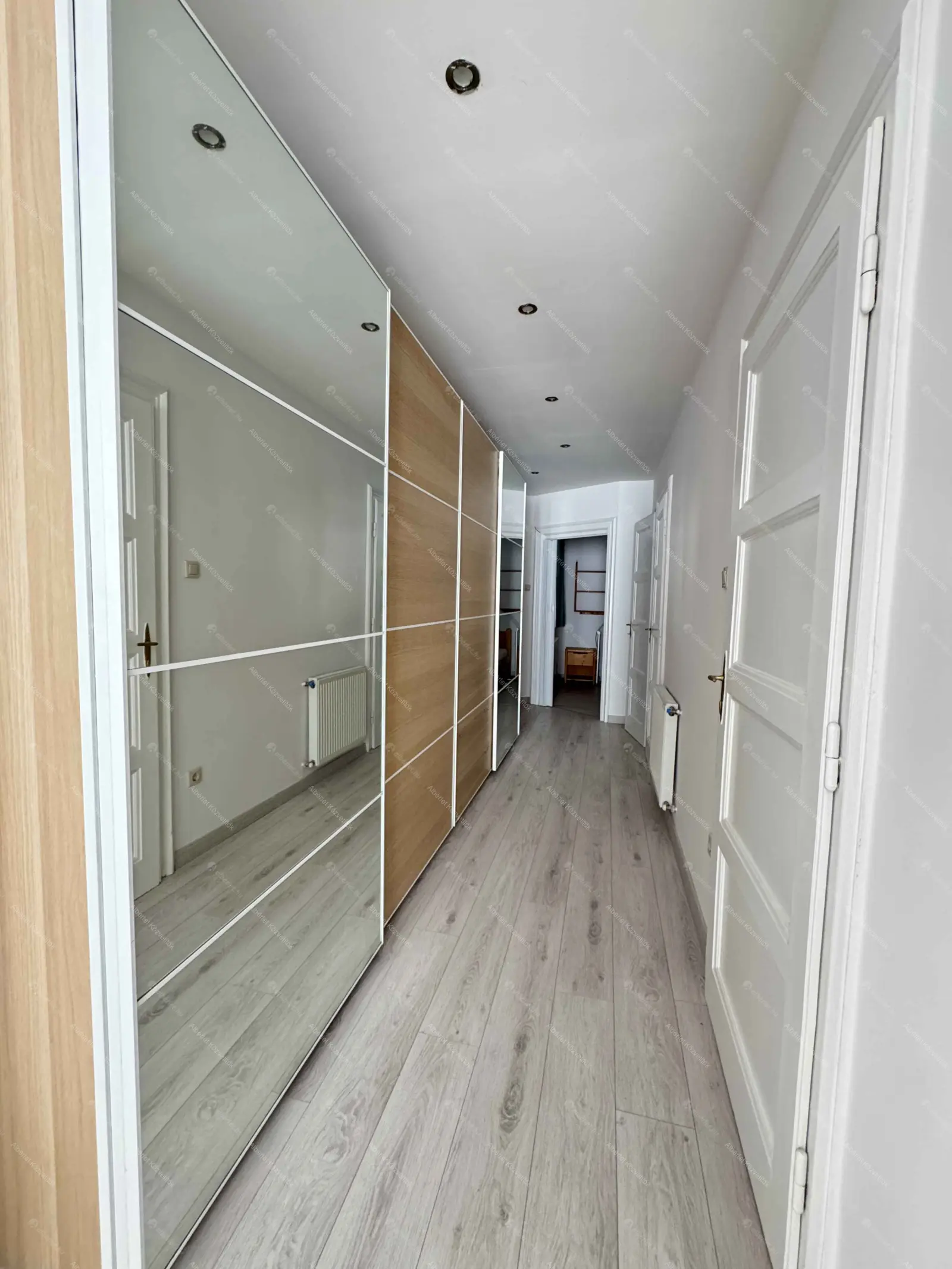 Kiadó albérlet 280000 Ft/hó áron: Budapest, XIII. kerület  Kassák Lajos utca. Mérete: 46 nm, 1 szobás | Alberlet.hu - 6765233