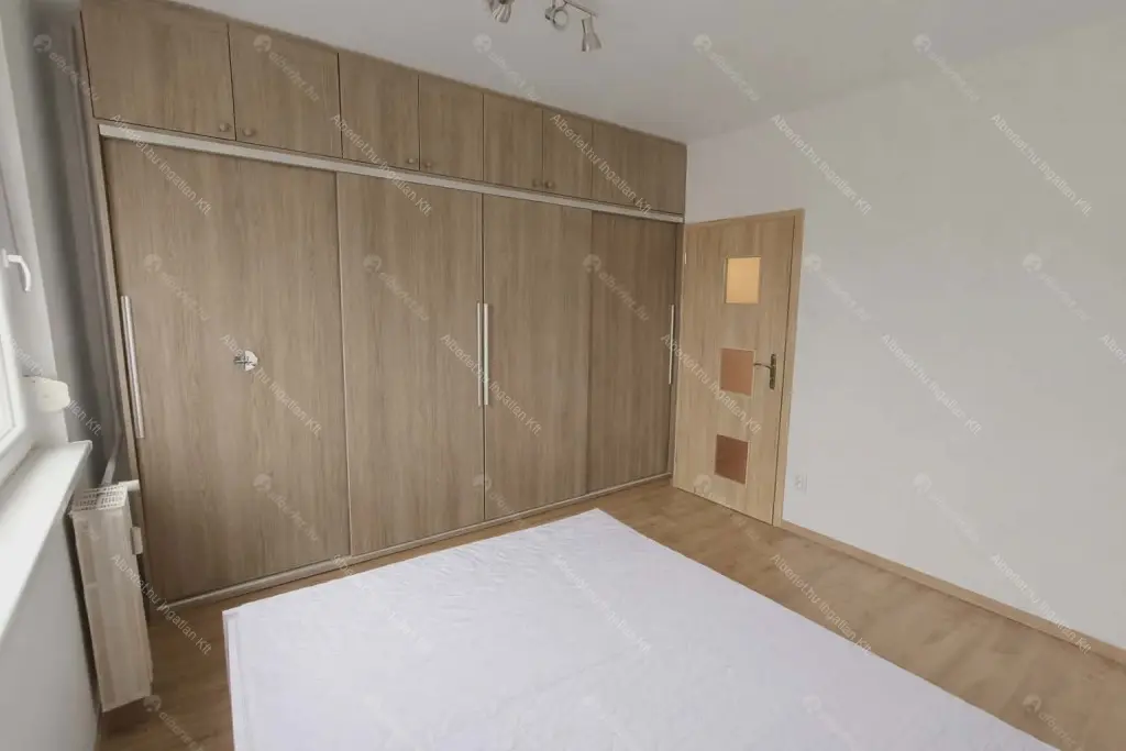 Kiadó albérlet 280000 Ft/hó áron: Budapest, XIII. kerület  Kassák Lajos utca. Mérete: 54 nm, 2 szobás | Alberlet.hu - 6658180