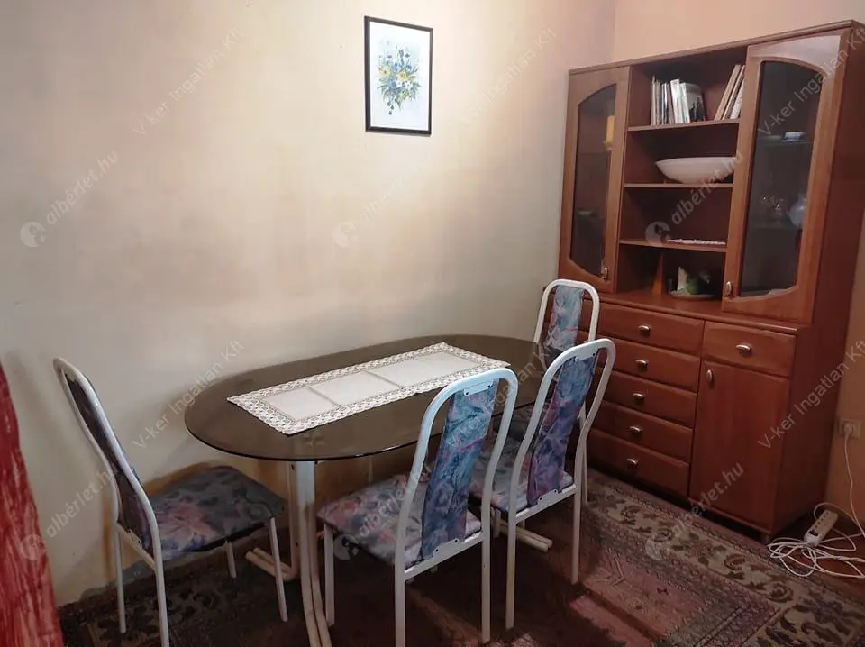 Kiadó albérlet 385000 Ft/hó áron: Budapest, XIII. kerület  Kassák Lajos utca. Mérete: 84 nm, 2 szobás | Alberlet.hu - 6555664