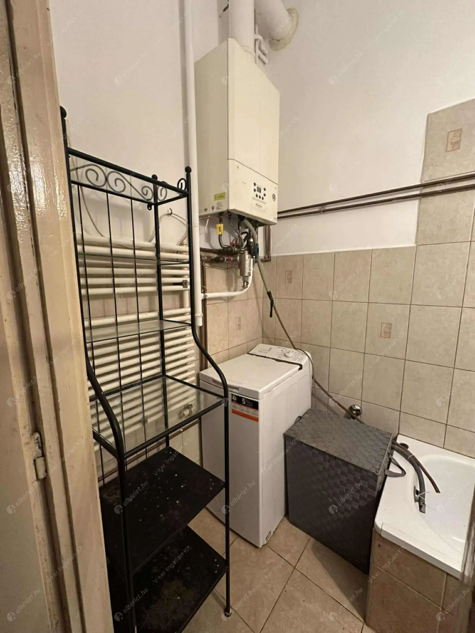 Kiadó albérlet 385000 Ft/hó áron: Budapest, XIII. kerület  Kassák Lajos utca. Mérete: 84 nm, 2 szobás | Alberlet.hu - 6555676