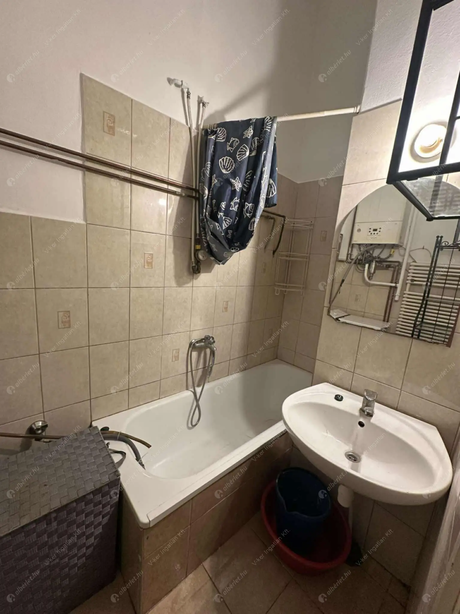 Kiadó albérlet 385000 Ft/hó áron: Budapest, XIII. kerület  Kassák Lajos utca. Mérete: 84 nm, 2 szobás | Alberlet.hu - 6555677