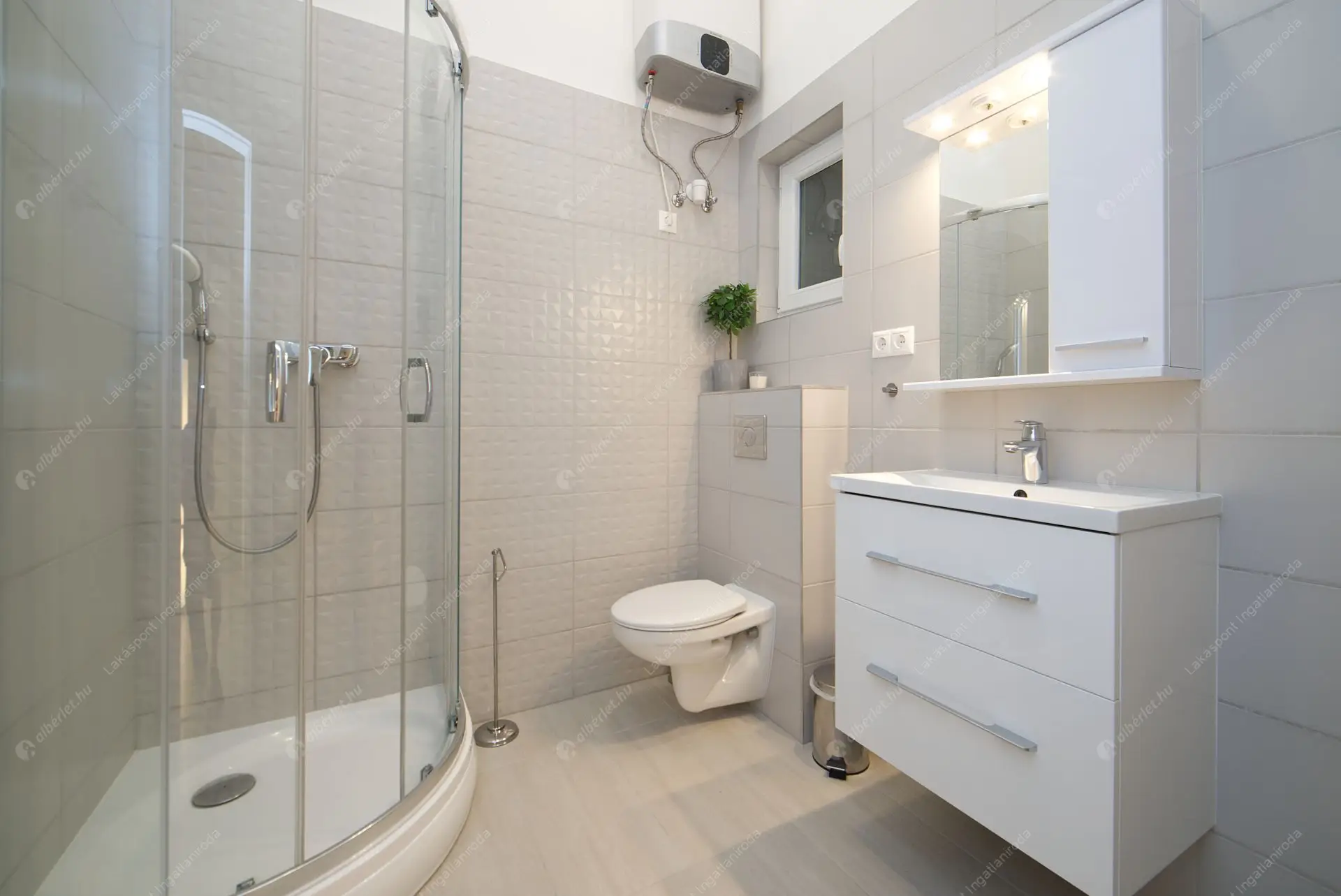 Kiadó albérlet 572000 Ft/hó áron: Budapest, XIII. kerület  Katona József utca. Mérete: 108 nm, 4 szobás | Alberlet.hu - 6638075