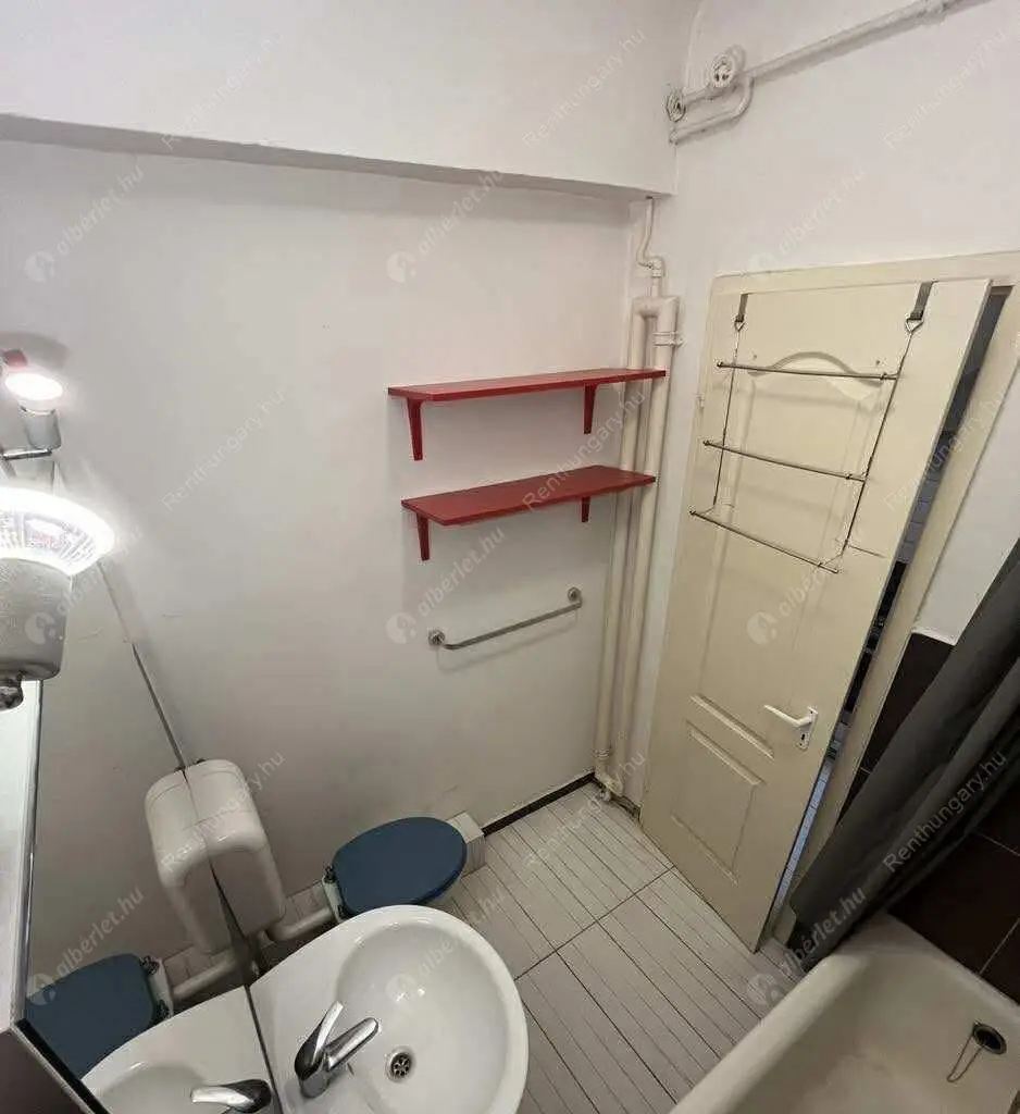 Kiadó albérlet 180000 Ft/hó áron: Budapest, XIII. kerület  Katona József utca. Mérete: 27 nm, 1 szobás | Alberlet.hu - 6571729