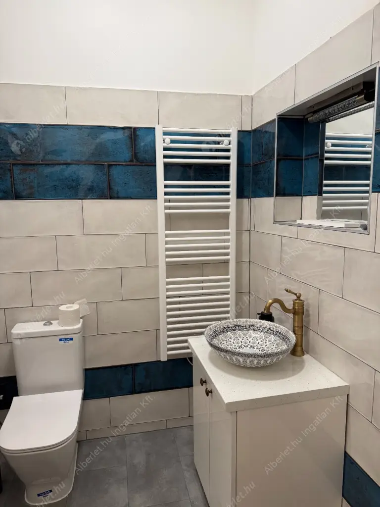 Kiadó albérlet 320000 Ft/hó áron: Budapest, XIII. kerület  Katona József utca. Mérete: 62 nm, 2 szobás | Alberlet.hu - 6563895