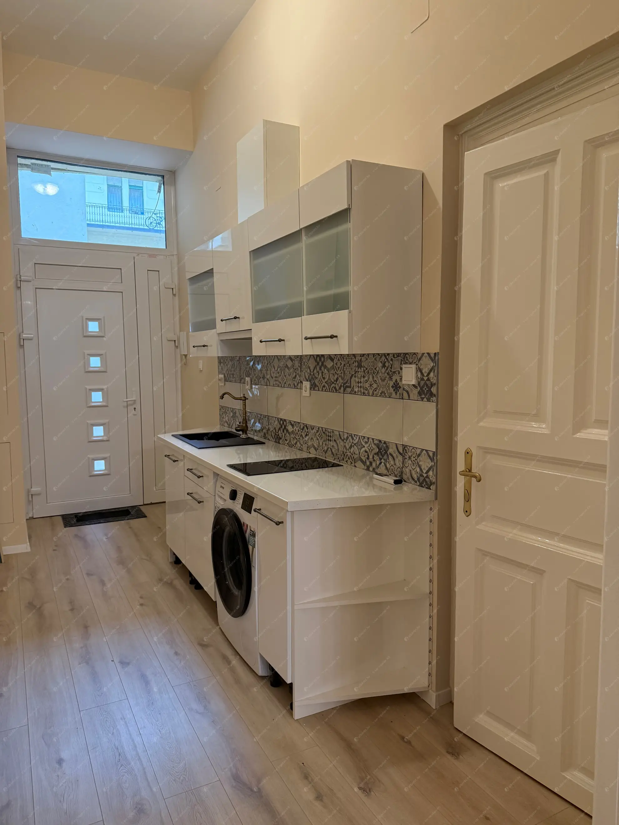 Kiadó albérlet 320000 Ft/hó áron: Budapest, XIII. kerület  Katona József utca. Mérete: 62 nm, 2 szobás | Alberlet.hu - 6558276