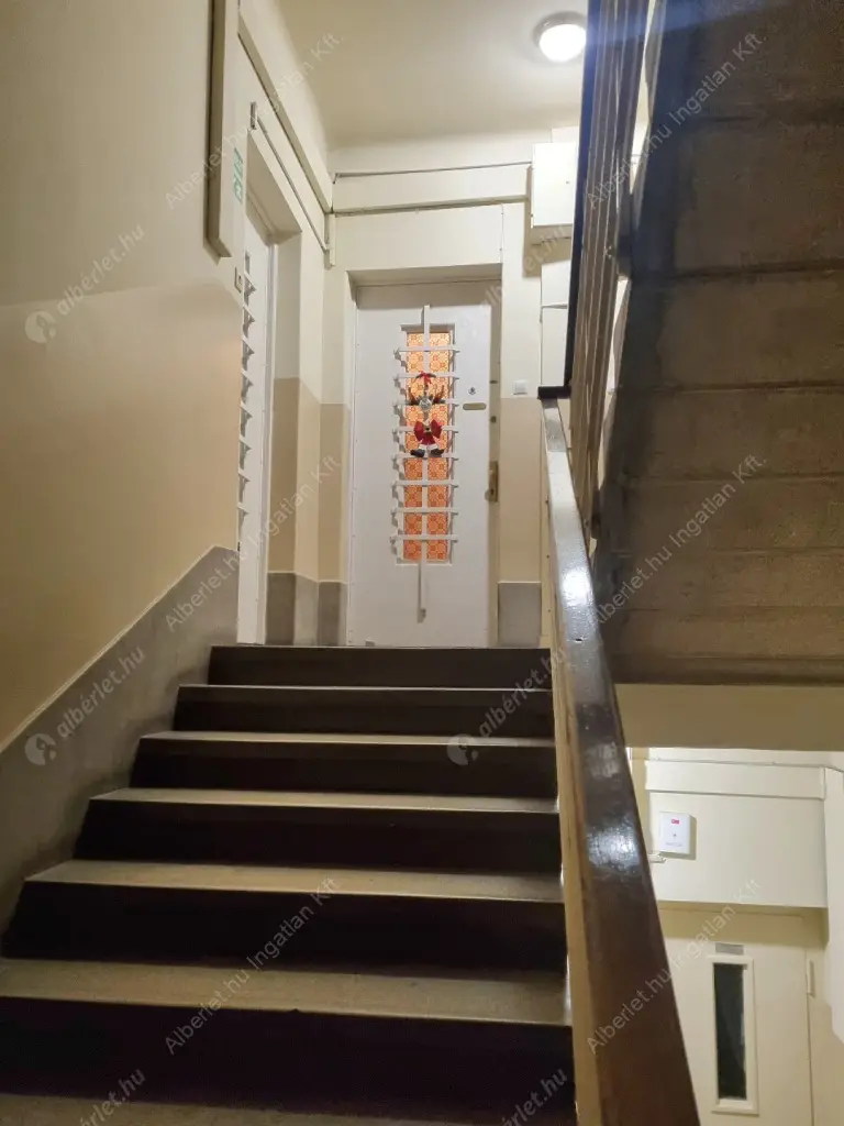 Kiadó albérlet 229000 Ft/hó áron: Budapest, XIII. kerület  Katona József utca. Mérete: 65 nm, 2 szobás | Alberlet.hu - 6616756