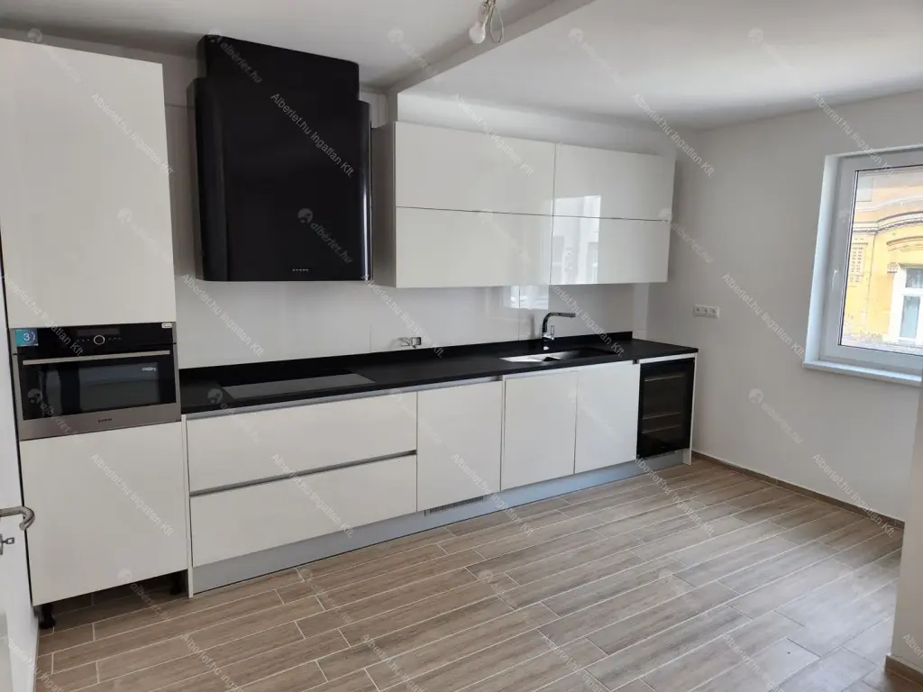 Kiadó albérlet 568000 Ft/hó áron: Budapest, XIII. kerület  Katona József utca. Mérete: 65 nm, 3 szobás | Alberlet.hu - 5976364