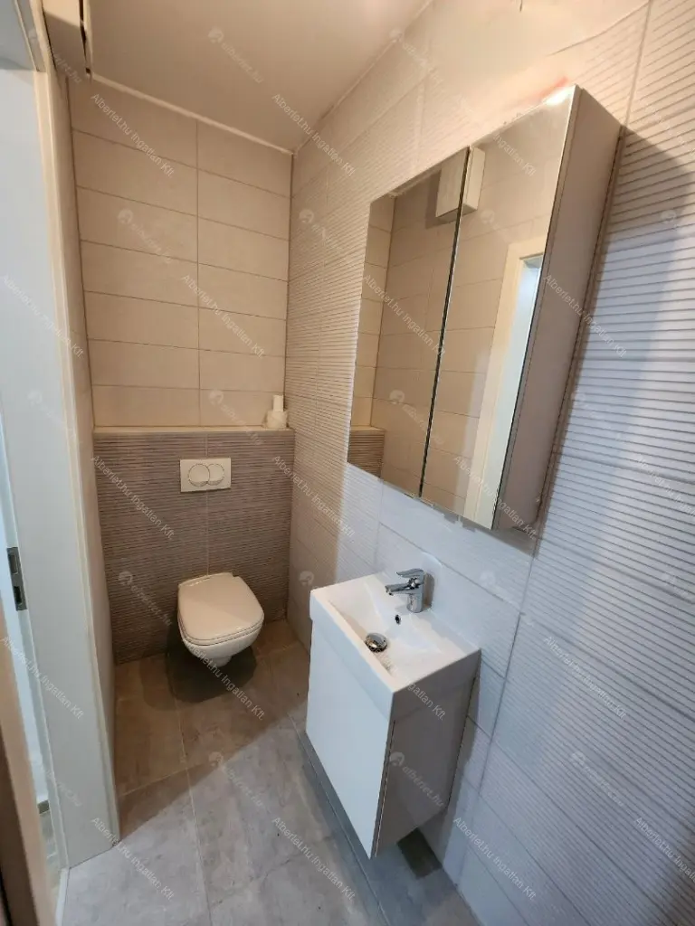 Kiadó albérlet 568000 Ft/hó áron: Budapest, XIII. kerület  Katona József utca. Mérete: 65 nm, 3 szobás | Alberlet.hu - 5976369