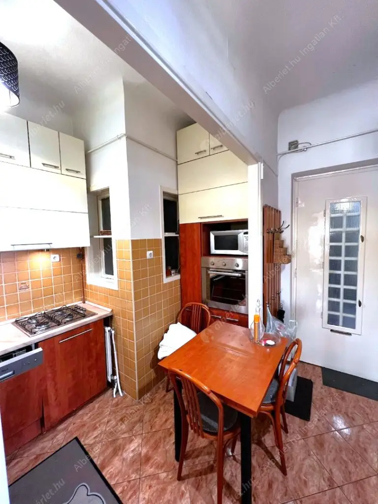 Kiadó albérlet 285000 Ft/hó áron: Budapest, XIII. kerület  Katona József utca. Mérete: 65 nm, 2 szobás | Alberlet.hu - 6579050