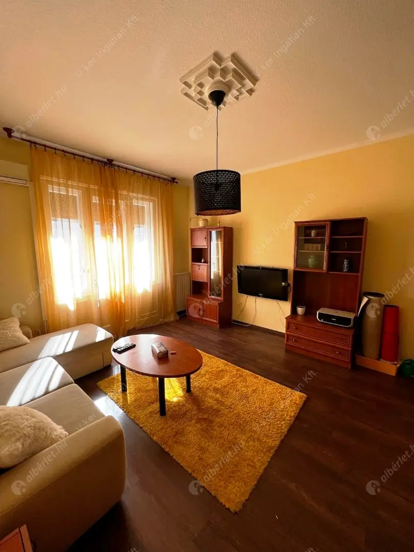 Kiadó albérlet 285000 Ft/hó áron: Budapest, XIII. kerület  Katona József utca. Mérete: 65 nm, 2 szobás | Alberlet.hu - 6581441