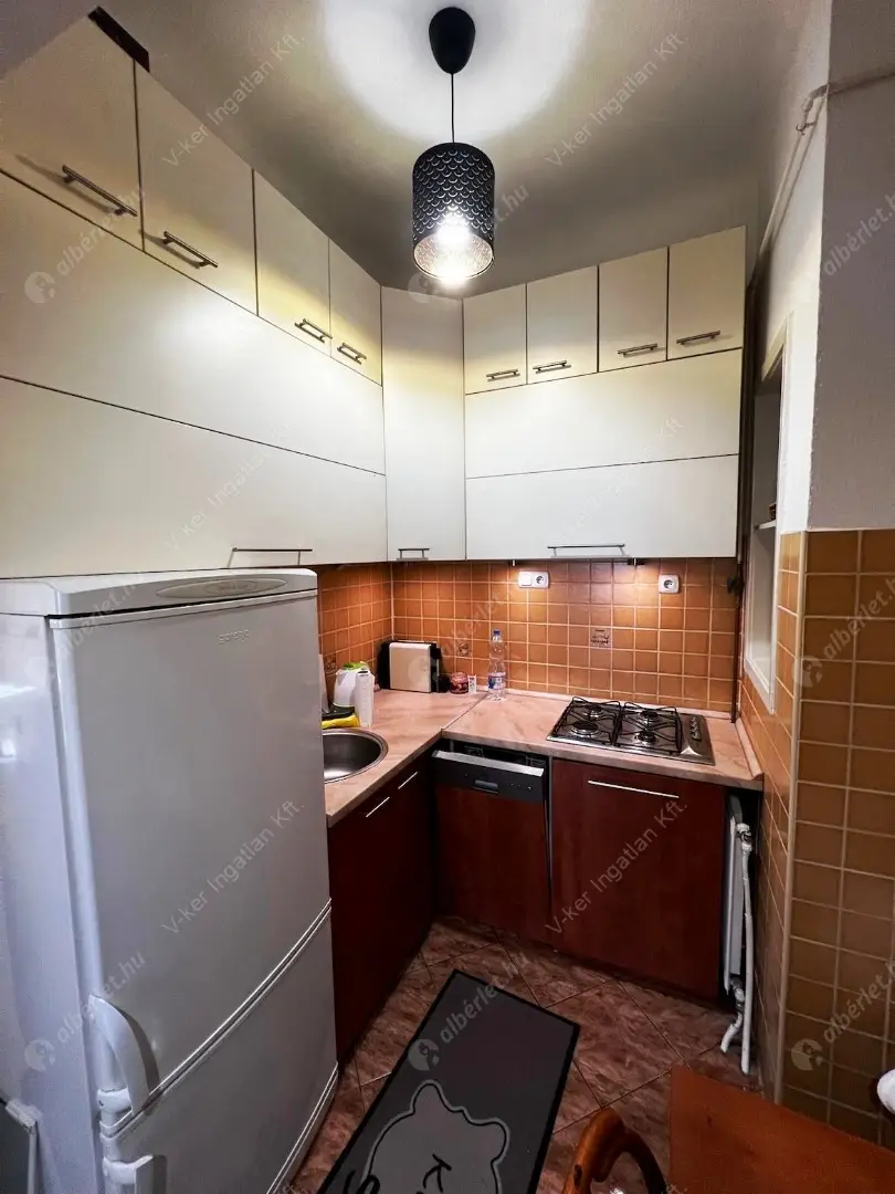Kiadó albérlet 285000 Ft/hó áron: Budapest, XIII. kerület  Katona József utca. Mérete: 65 nm, 2 szobás | Alberlet.hu - 6581445