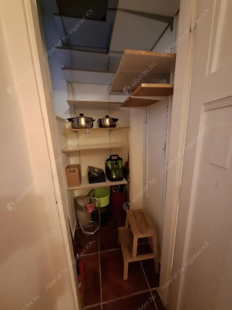 Kiadó albérlet 250000 Ft/hó áron: Budapest, XIII. kerület  Katona József utca. Mérete: 71 nm, 2 szobás | Alberlet.hu - 6593795