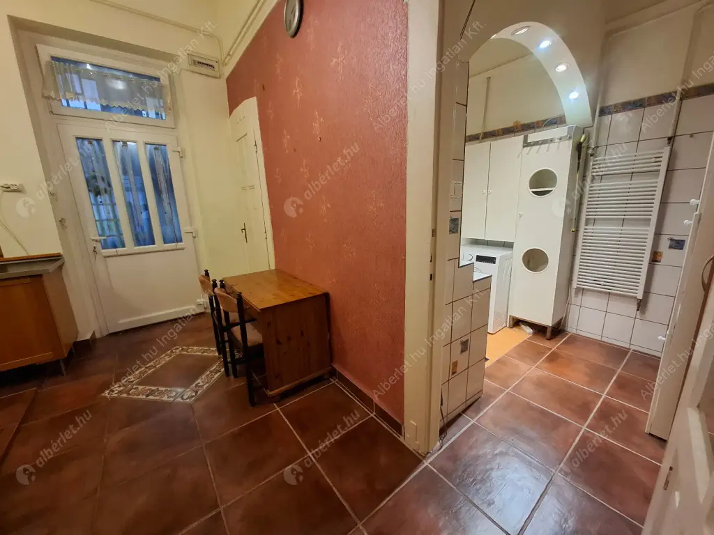 Kiadó albérlet 250000 Ft/hó áron: Budapest, XIII. kerület  Katona József utca. Mérete: 71 nm, 2 szobás | Alberlet.hu - 6593802