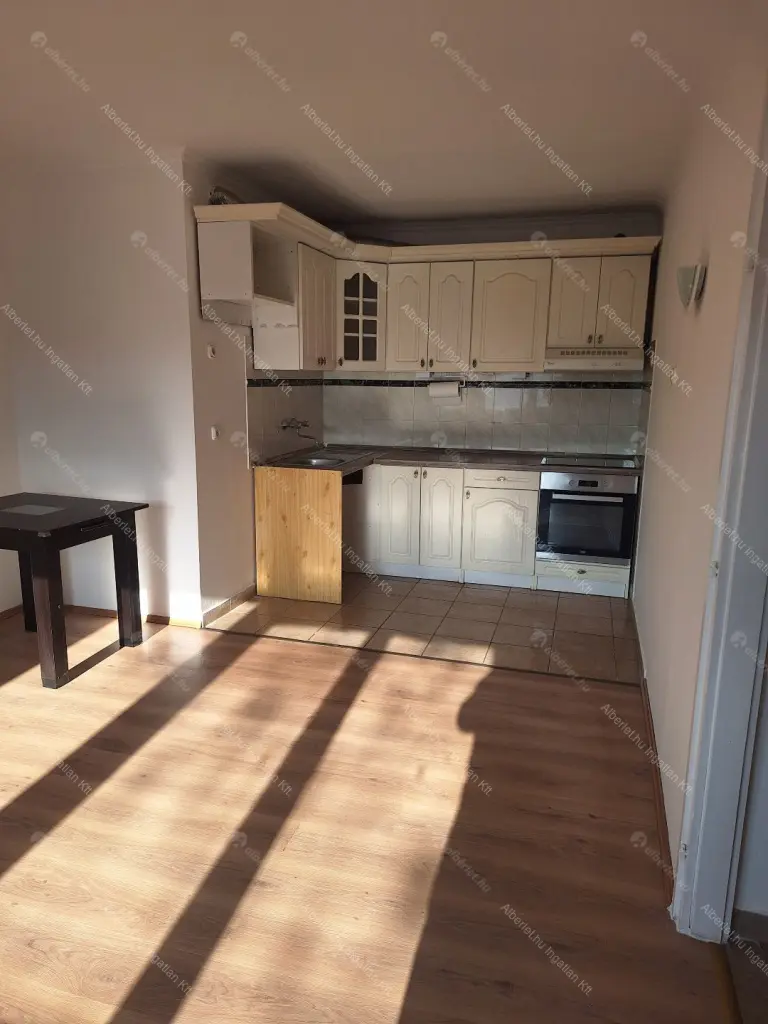 Kiadó albérlet 190000 Ft/hó áron: Budapest, XIII. kerület  Kis Gömb utca. Mérete: 41 nm, 2 szobás | Alberlet.hu - 6666371