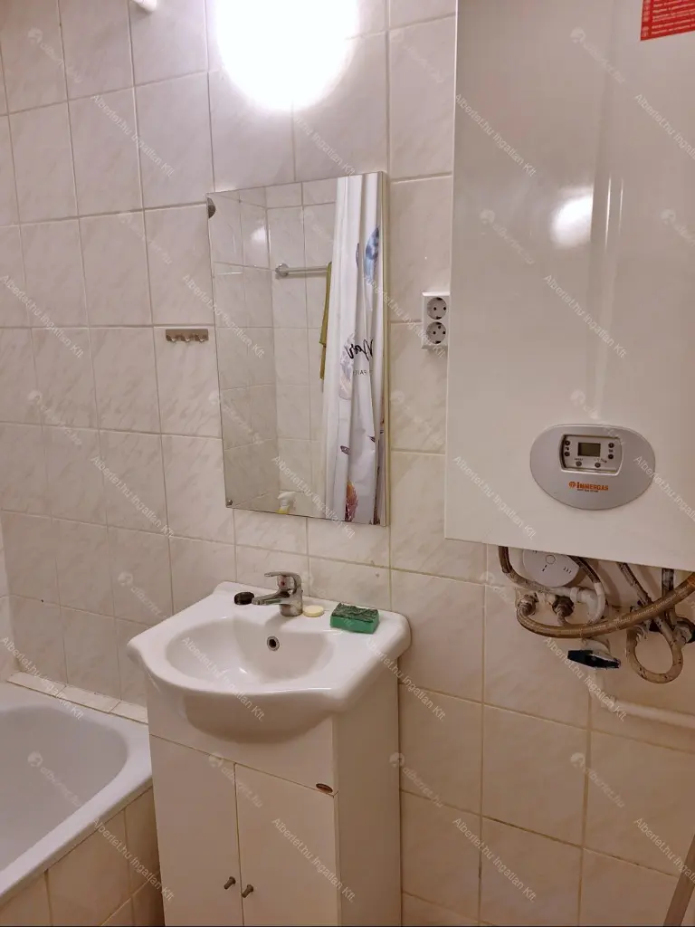 Kiadó albérlet 200000 Ft/hó áron: Budapest, XIII. kerület  Kis Gömb utca. Mérete: 41 nm, 2 szobás | Alberlet.hu - 6668181