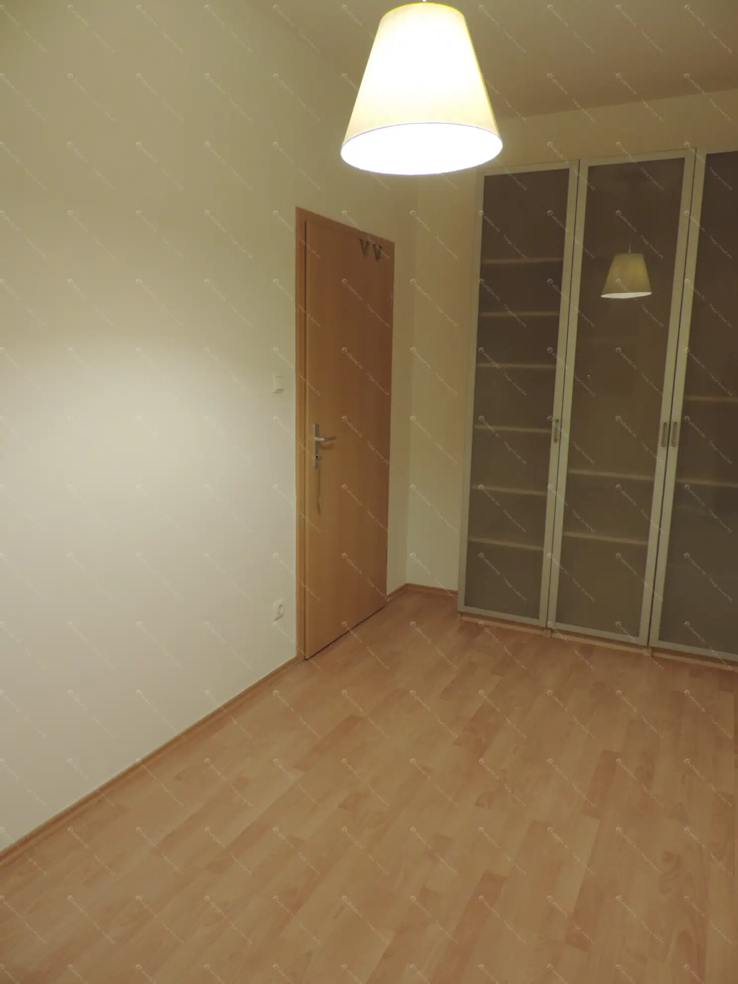 Kiadó albérlet 365000 Ft/hó áron: Budapest, XIII. kerület  Kis Gömb utca. Mérete: 69 nm, 2 szobás | Alberlet.hu - 6613319