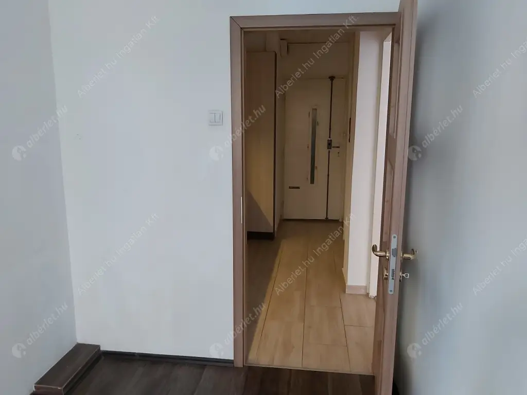 Kiadó albérlet 220000 Ft/hó áron: Budapest, XIII. kerület  Kresz Géza utca. Mérete: 37 nm, 1 szobás | Alberlet.hu - 6575016