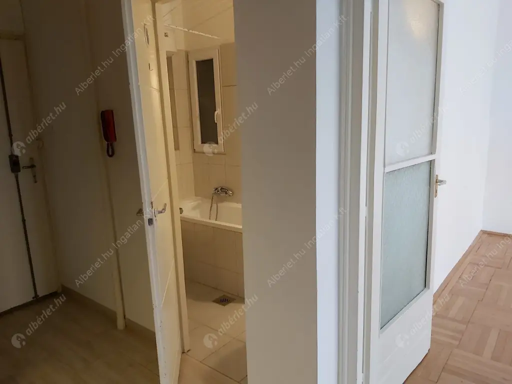 Kiadó albérlet 220000 Ft/hó áron: Budapest, XIII. kerület  Kresz Géza utca. Mérete: 37 nm, 1 szobás | Alberlet.hu - 6575017