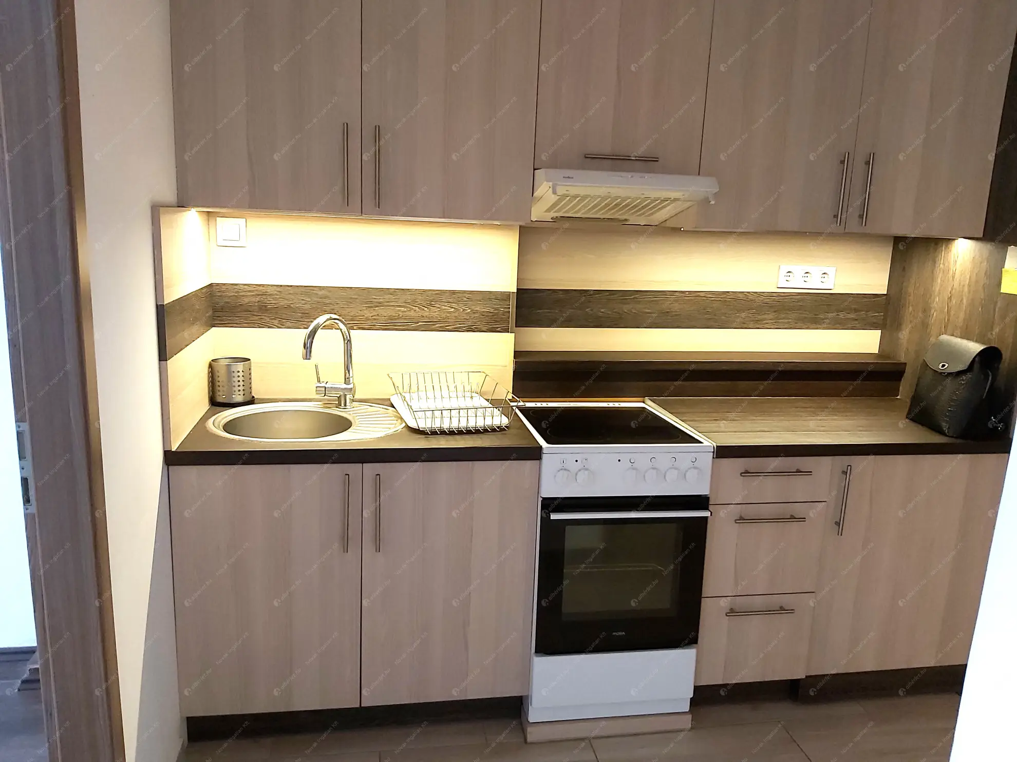 Kiadó albérlet 230000 Ft/hó áron: Budapest, XIII. kerület  Kresz Géza utca. Mérete: 40 nm, 2 szobás | Alberlet.hu - 6574392