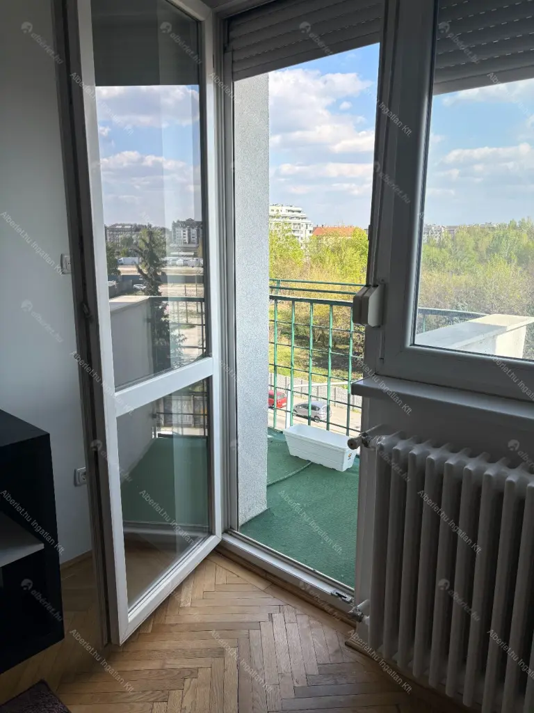 Kiadó albérlet 225000 Ft/hó áron: Budapest, XIII. kerület  Lehel utca. Mérete: 44 nm, 1 szobás | Alberlet.hu - 6709721