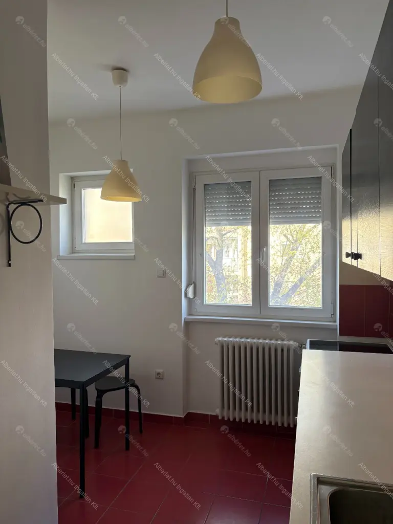 Kiadó albérlet 225000 Ft/hó áron: Budapest, XIII. kerület  Lehel utca. Mérete: 44 nm, 1 szobás | Alberlet.hu - 6709730