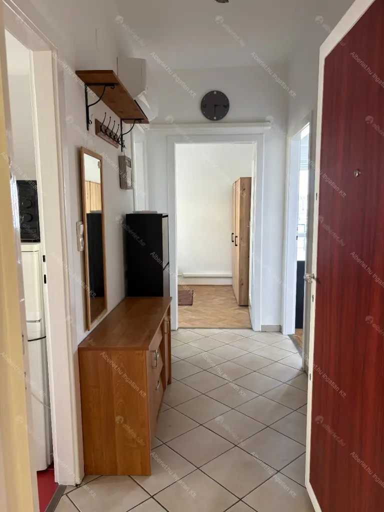 Kiadó albérlet 225000 Ft/hó áron: Budapest, XIII. kerület  Lehel utca. Mérete: 44 nm, 1 szobás | Alberlet.hu - 6709732