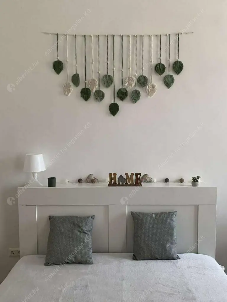 Kiadó albérlet 250000 Ft/hó áron: Budapest, XIII. kerület  Lehel utca. Mérete: 45 nm, 1 szobás | Alberlet.hu - 6565963