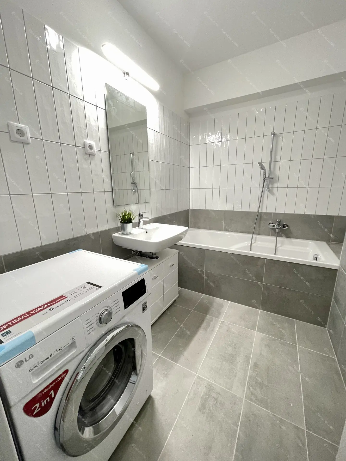 Kiadó albérlet 275000 Ft/hó áron: Budapest, XIII. kerület  Lehel utca. Mérete: 50 nm, 2 szobás | Alberlet.hu - 6028399