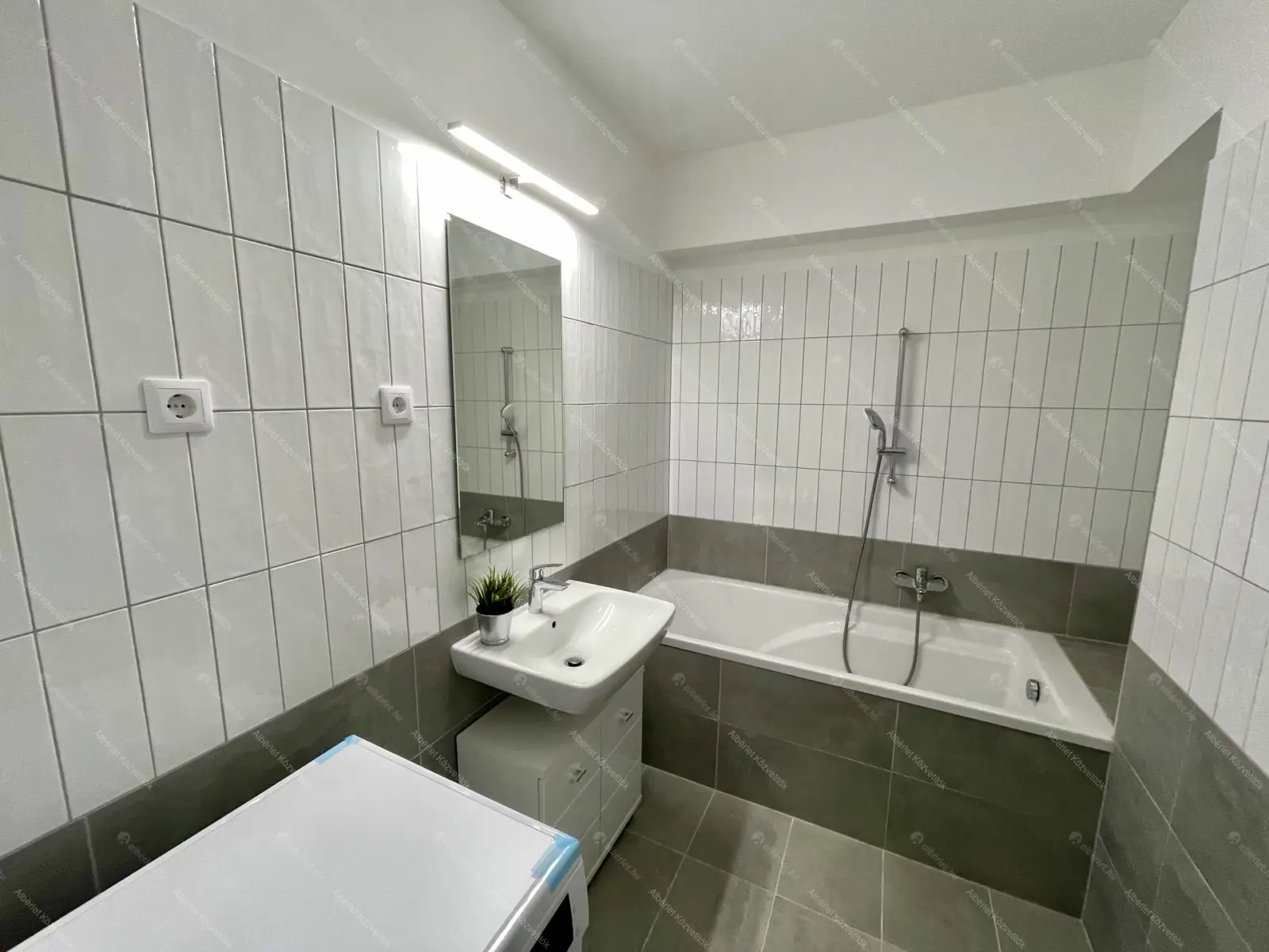 Kiadó albérlet 275000 Ft/hó áron: Budapest, XIII. kerület  Lehel utca. Mérete: 50 nm, 2 szobás | Alberlet.hu - 6028400