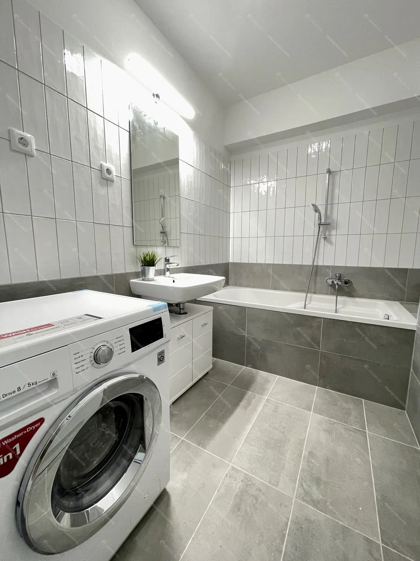 Kiadó albérlet 275000 Ft/hó áron: Budapest, XIII. kerület  Lehel utca. Mérete: 50 nm, 2 szobás | Alberlet.hu - 6028401