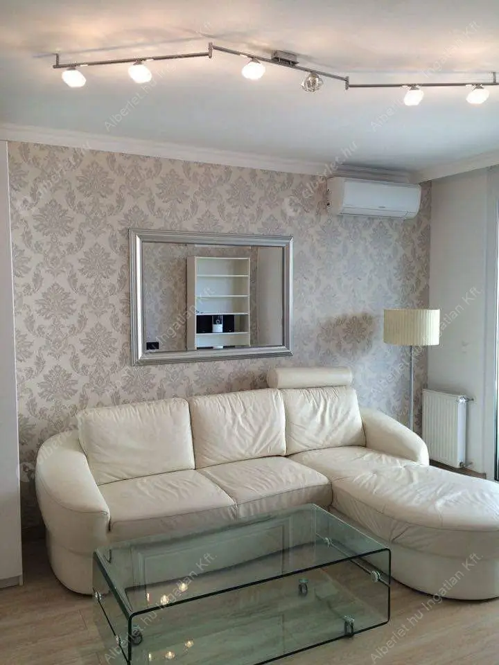 Kiadó albérlet 360000 Ft/hó áron: Budapest, XIII. kerület  Lehel utca. Mérete: 50 nm, 2 szobás | Alberlet.hu - 6618744