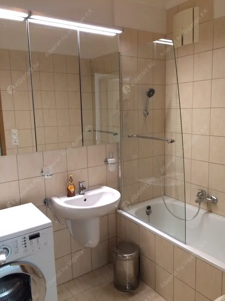 Kiadó albérlet 360000 Ft/hó áron: Budapest, XIII. kerület  Lehel utca. Mérete: 50 nm, 2 szobás | Alberlet.hu - 6618753