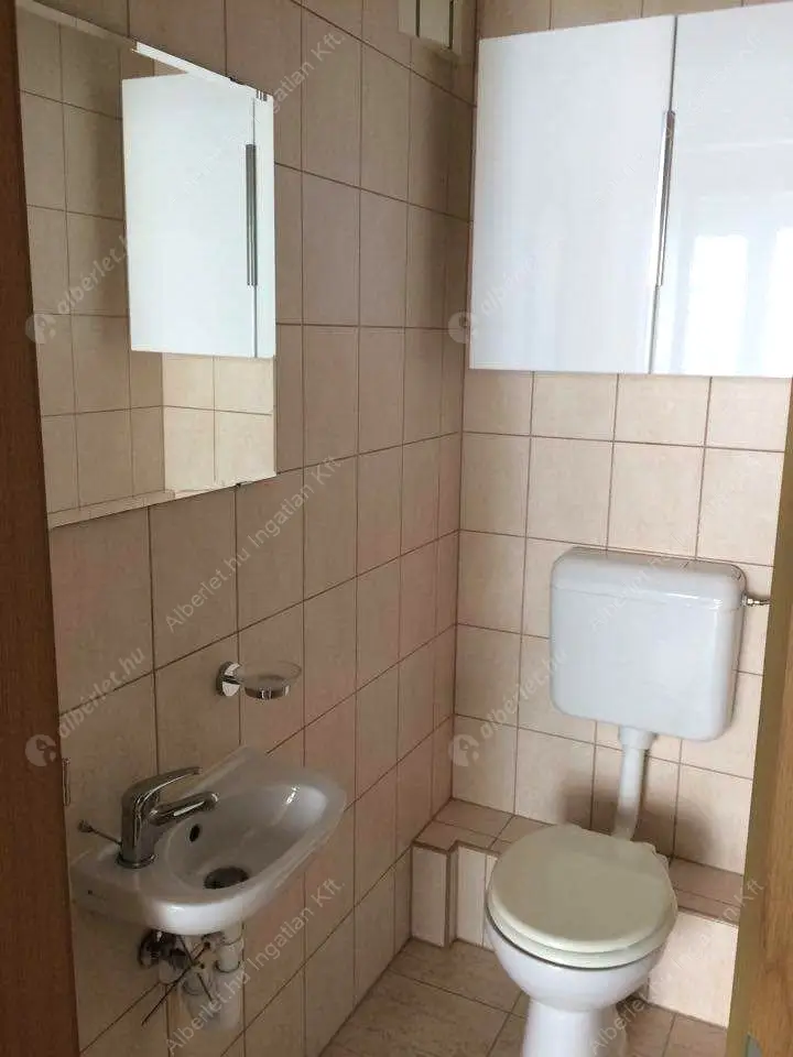 Kiadó albérlet 360000 Ft/hó áron: Budapest, XIII. kerület  Lehel utca. Mérete: 50 nm, 2 szobás | Alberlet.hu - 6618754