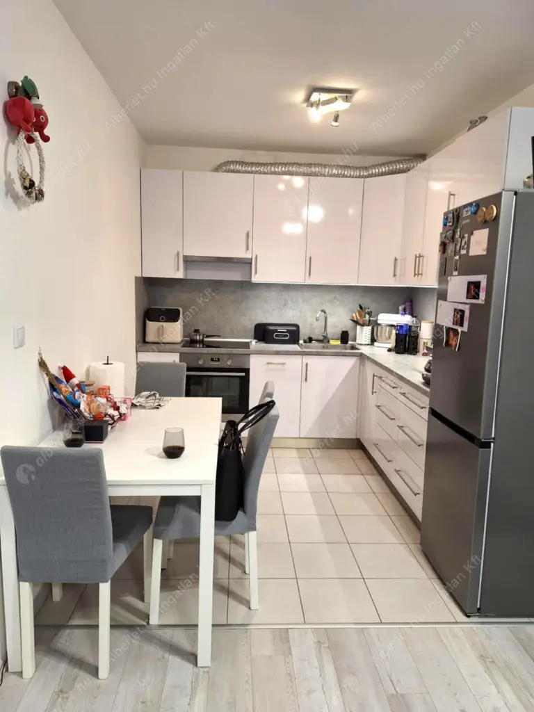 Kiadó albérlet 310000 Ft/hó áron: Budapest, XIII. kerület  Lehel utca. Mérete: 54 nm, 2 szobás | Alberlet.hu - 6629697