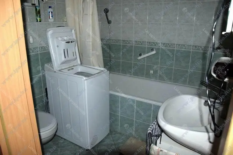 Kiadó albérlet 330000 Ft/hó áron: Budapest, XIII. kerület  Lehel utca. Mérete: 83 nm, 3 szobás | Alberlet.hu - 6702356