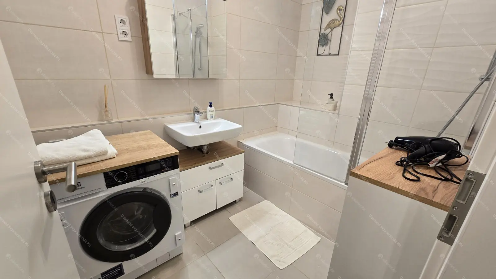 Kiadó albérlet 250000 Ft/hó áron: Budapest, XIII. kerület  Lőportár köz. Mérete: 32 nm, 1 szobás | Alberlet.hu - 6668976