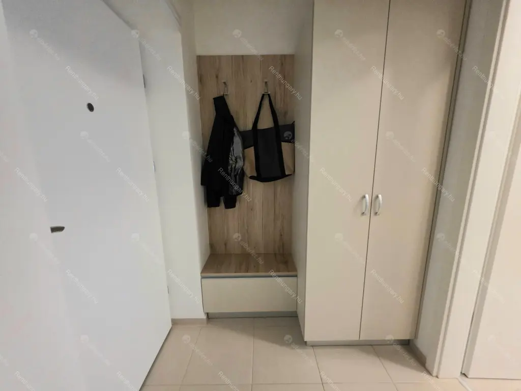 Kiadó albérlet 250000 Ft/hó áron: Budapest, XIII. kerület  Lőportár köz. Mérete: 32 nm, 1 szobás | Alberlet.hu - 6687575