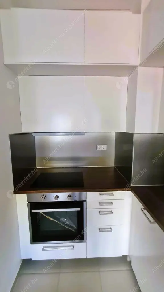 Kiadó albérlet 320000 Ft/hó áron: Budapest, XIII. kerület  Lőportár köz. Mérete: 46 nm, 2 szobás | Alberlet.hu - 6634193