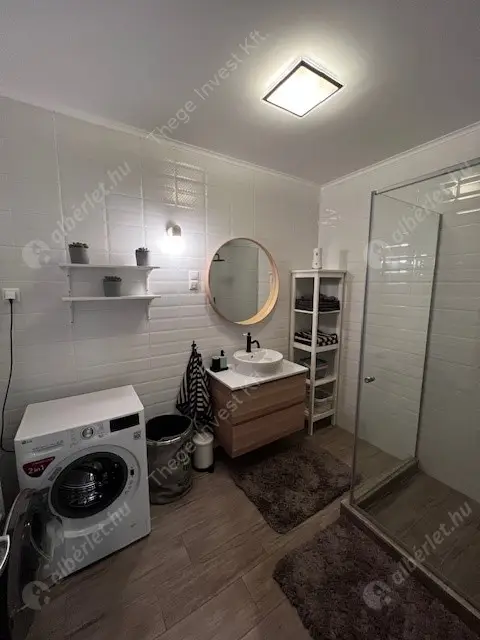 Kiadó albérlet 380000 Ft/hó áron: Budapest, XIII. kerület  Lőportár köz. Mérete: 70 nm, 3 szobás | Alberlet.hu - 6626831