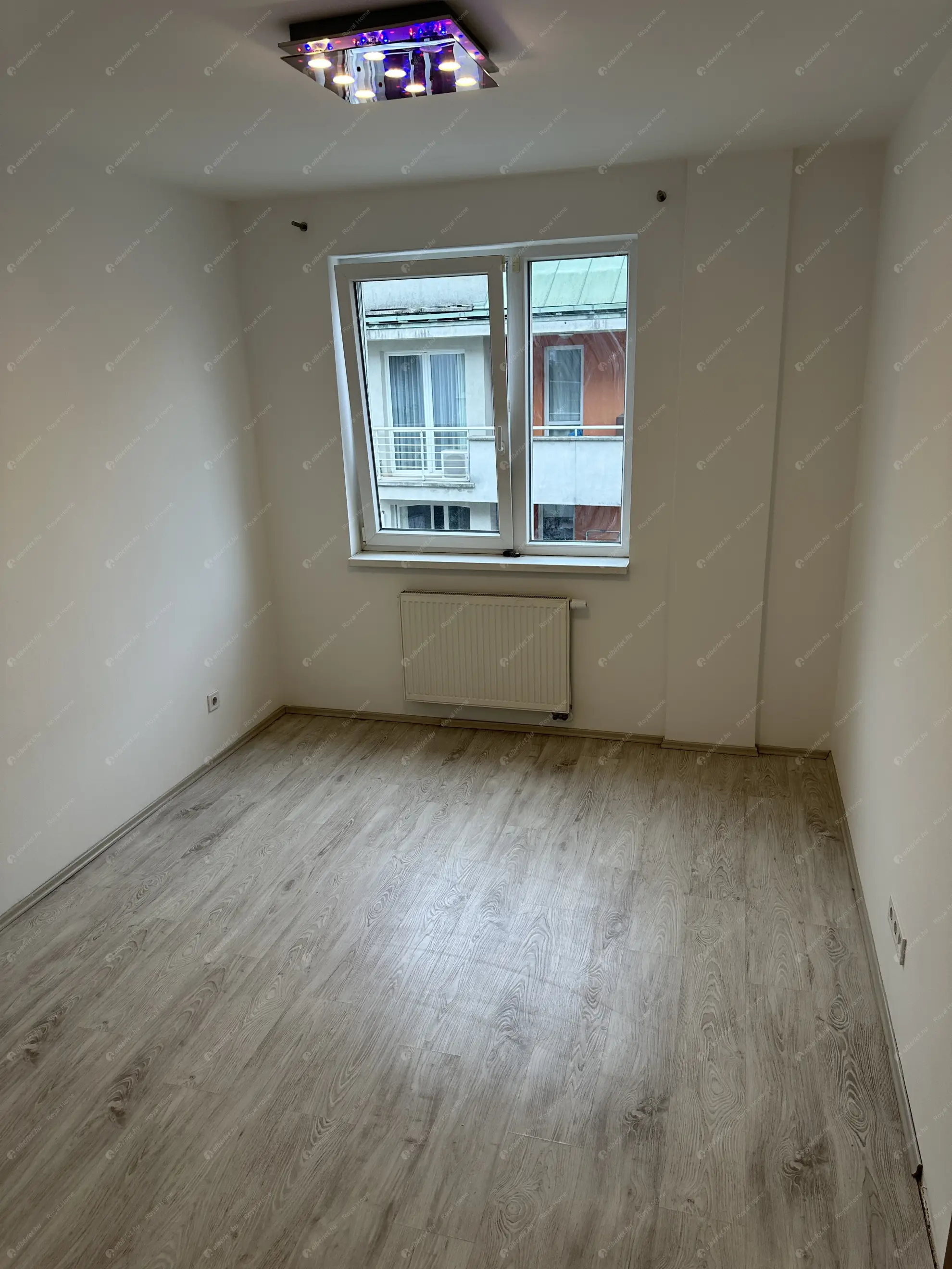 Kiadó albérlet 270000 Ft/hó áron: Budapest, XIII. kerület  Lőportár utca. Mérete: 47 nm, 2 szobás | Alberlet.hu - 6612074