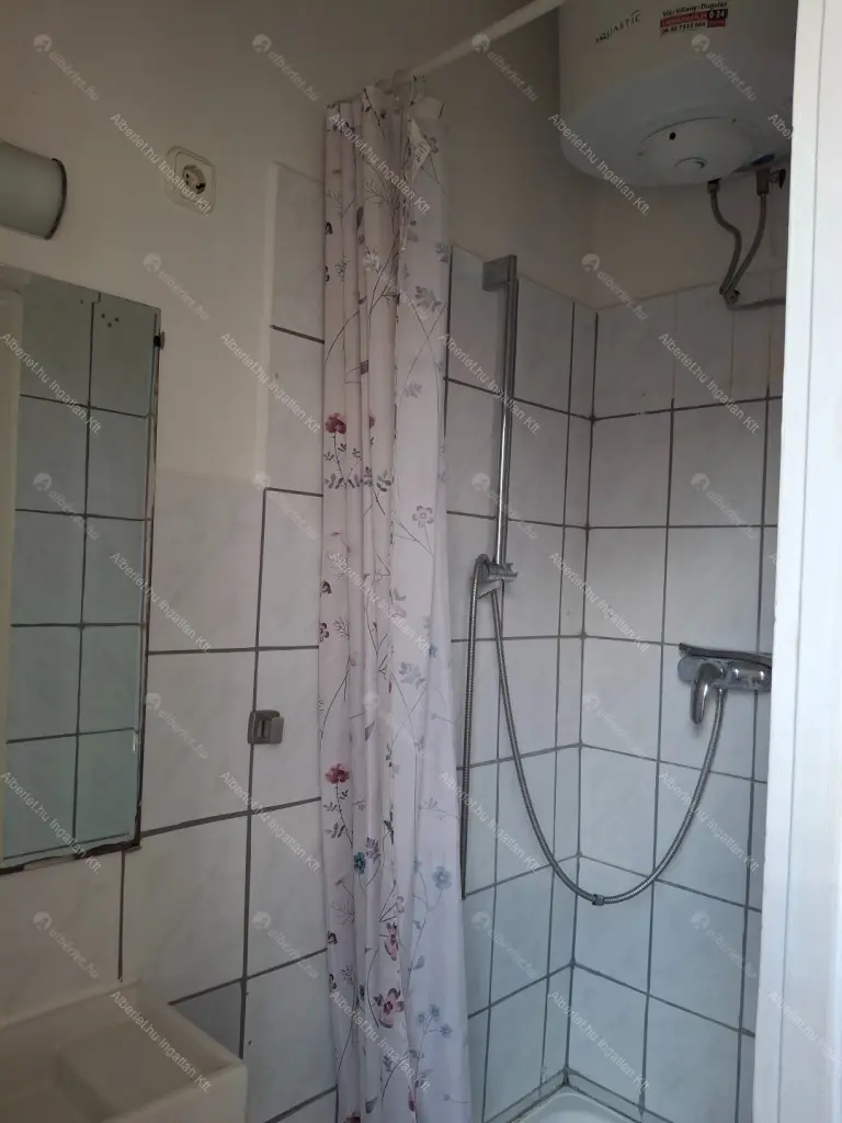 Kiadó albérlet 175000 Ft/hó áron: Budapest, XIII. kerület  Máglya köz. Mérete: 35 nm, 1 szobás | Alberlet.hu - 6654870