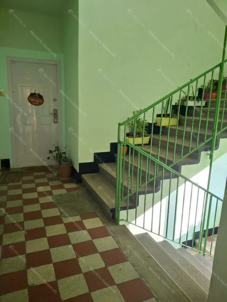 Kiadó albérlet 175000 Ft/hó áron: Budapest, XIII. kerület  Máglya köz. Mérete: 35 nm, 1 szobás | Alberlet.hu - 6654875