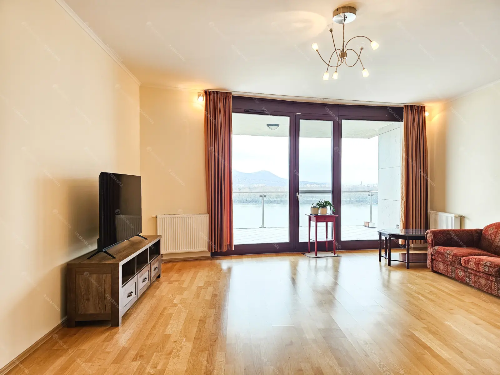 Kiadó albérlet 758000 Ft/hó áron: Budapest, XIII. kerület  Marina sétány. Mérete: 105 nm, 3 szobás | Alberlet.hu - 6658578