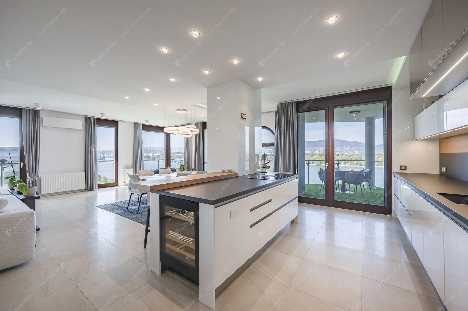 Kiadó albérlet 3418000 Ft/hó áron: Budapest, XIII. kerület  Marina sétány. Mérete: 220 nm, 4 szobás | Alberlet.hu - 5785428