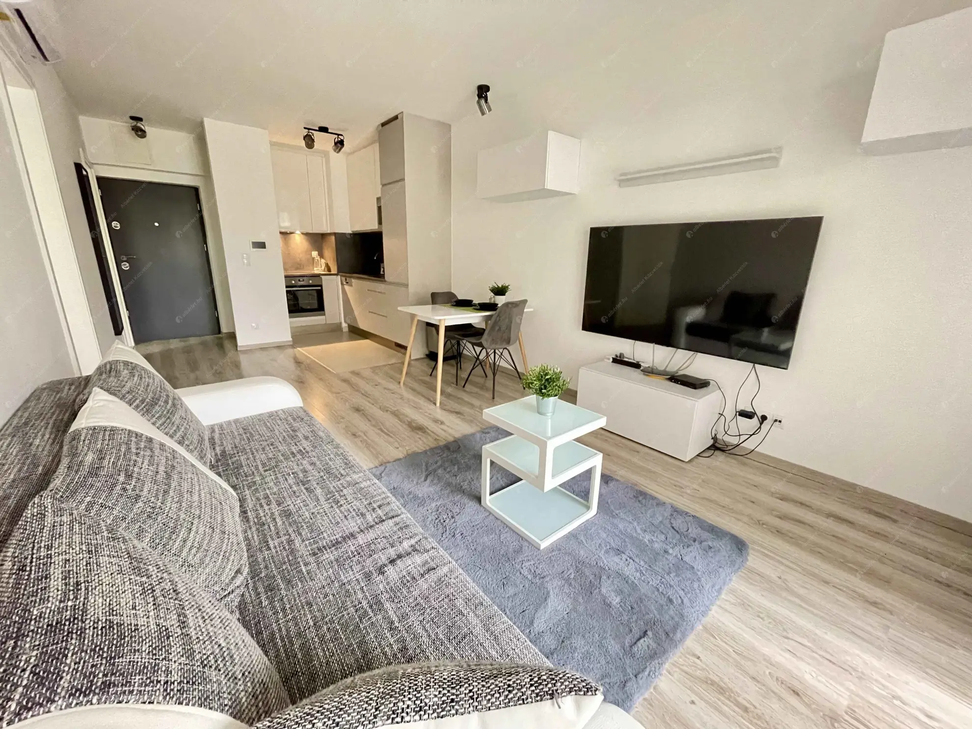 Kiadó albérlet 320000 Ft/hó áron: Budapest, XIII. kerület  Meder utca. Mérete: 44 nm, 2 szobás | Alberlet.hu - 6634894